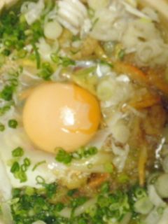 かき揚げ・玉子入り鍋焼きうどん。-レシピのメイン写真