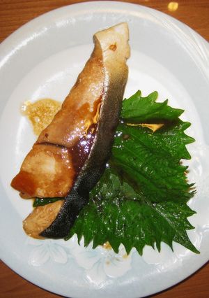 青菜のつけ合わせは自由！鰤の照り焼き。-レシピのメイン写真