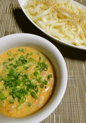 豆乳とスパムと食べるラー油入りつけうどん-レシピのメイン写真