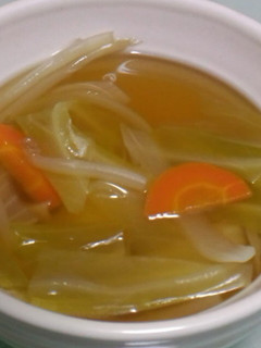 簡単ヘルシー♪たっぷり野菜コンソメスープ-レシピのメイン写真