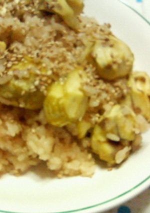秋の定番♪美味しい簡単栗ご飯-レシピのメイン写真