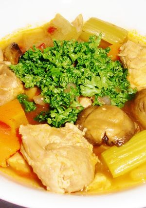 セロリいっぱい　チキントマトスープ-レシピのメイン写真