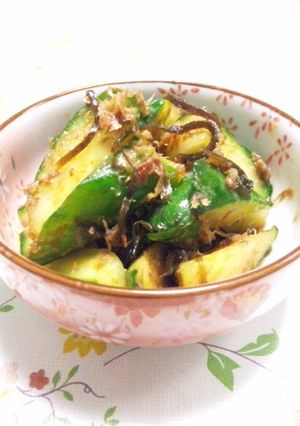 塩昆布＆かつお節で きゅうりのお漬け物-レシピのメイン写真
