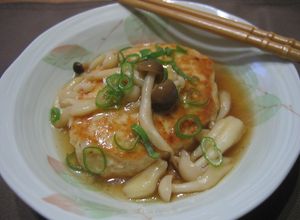 お豆腐入り☆鶏ハンバーグきのこあんかけ-レシピのメイン写真