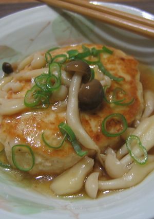 お豆腐入り☆鶏ハンバーグきのこあんかけ-レシピのメイン写真