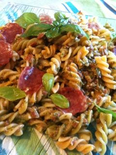 サラミとバジルのパスタ-レシピのメイン写真