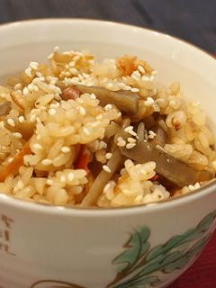 生姜昆布ごぼうとキムチの炊き込みご飯-レシピのメイン写真