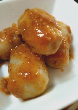 レンジで簡単♡里芋のゴマ味噌和え-レシピのメイン写真