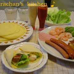 A picture of 赤＆白タルタルで手巻きクレープパーティー.