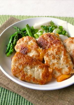 鶏ひき肉で！とろ～りチーズのはさみ焼き-レシピのメイン写真