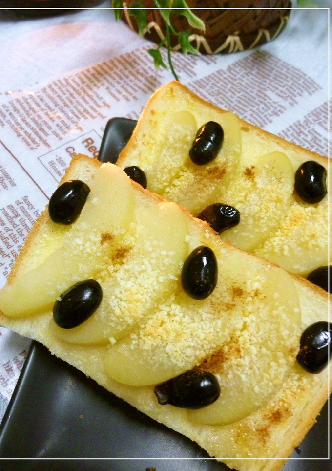 白桃と黒豆のトースト-レシピのメイン写真