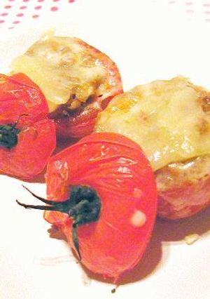 ○０0・とろける焼きとまとの挽き肉詰め。。。0-レシピのメイン写真