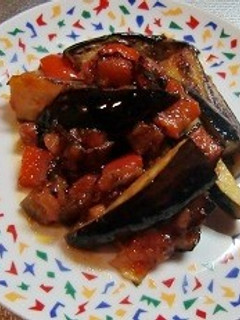 赤いタルタルでなすとパプリカを味つけ-レシピのメイン写真