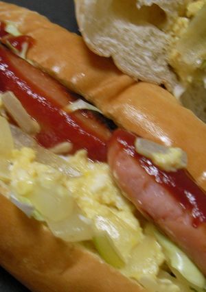 ボリュームあり！ホットドッグ-レシピのメイン写真