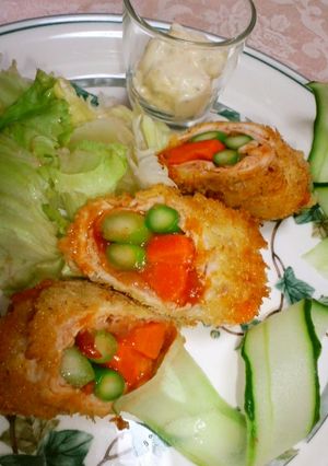 具のソースで♬アスパラと人参の肉巻き揚げ-レシピのメイン写真
