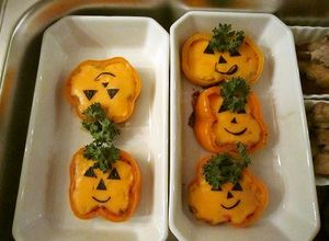 ハロウィンにどうぞ！パプリカのファルシー-レシピのメイン写真