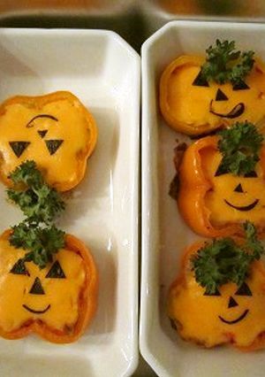 ハロウィンにどうぞ！パプリカのファルシー-レシピのメイン写真