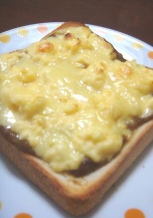 残りカレーで☆ふわとろっカレートースト-レシピのメイン写真