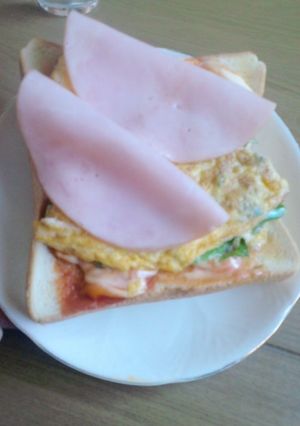 朝昼ゴハンにピーマンたっぷりトースト-レシピのメイン写真
