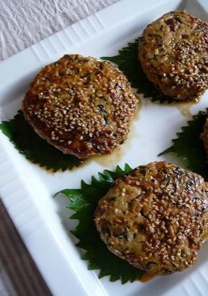 **ひじきの煮物de和風ハンバーグ**-レシピのメイン写真