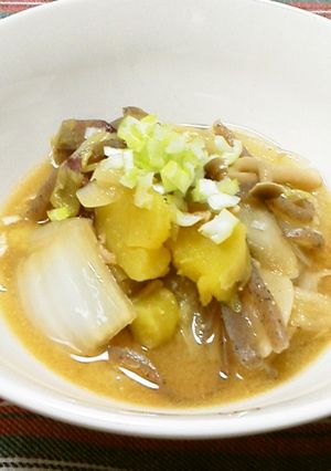 野菜たっぷり豚汁-レシピのメイン写真