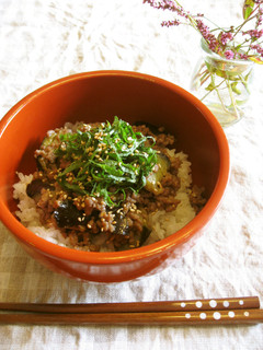 なすの味噌そぼろ丼-レシピのメイン写真