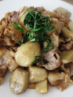 豚肉とさといもの醤油バター-レシピのメイン写真