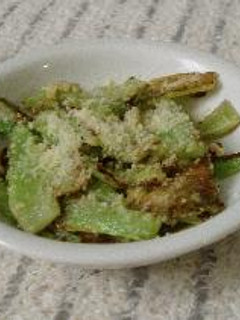 ブロッコリーの茎のチーズ炒め-レシピのメイン写真