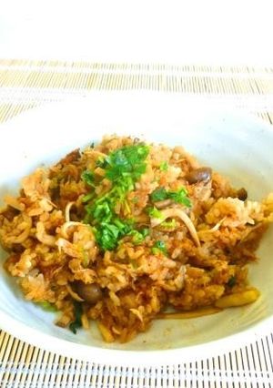 キノコとツナの味噌炊き込み飯-レシピのメイン写真