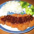 キツネ色に!名古屋名物の味噌カツ。