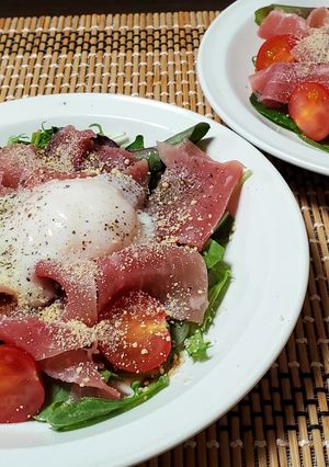 🤍生ハムと彩り野菜のごちそうサラダ-レシピのメイン写真