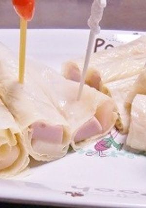 魚肉ソーセージと、岩下の新生姜の湯葉まき-レシピのメイン写真
