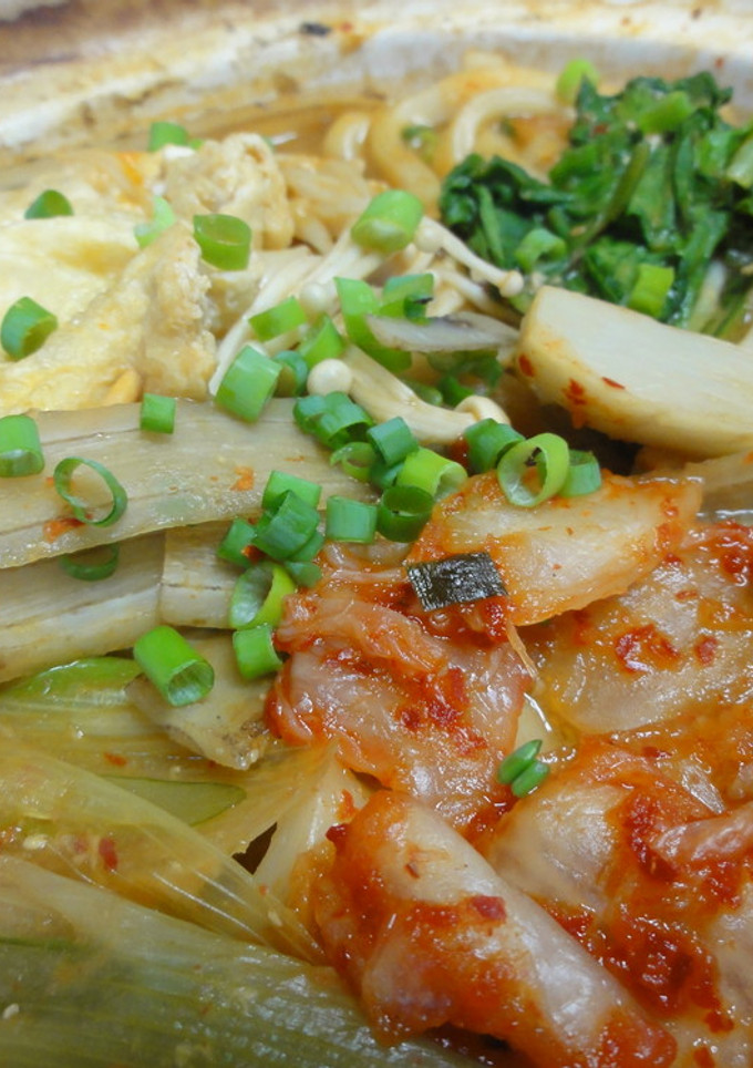 とろ～り！味噌仕立ての鍋焼きうどん-レシピのメイン写真
