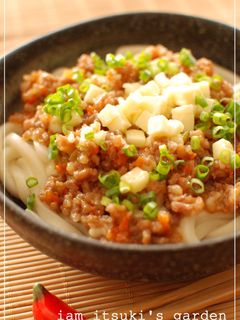 チーズ肉味噌うどん-レシピのメイン写真