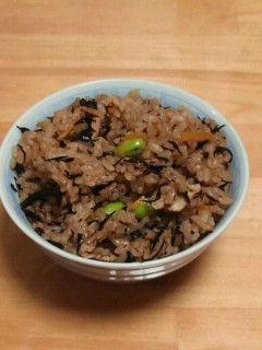 ひじきの炊き込みご飯-レシピのメイン写真