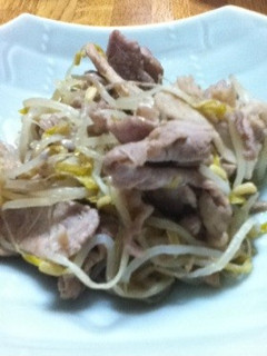 もやしと豚肉の炒め煮-レシピのメイン写真