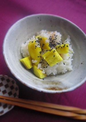 土鍋でシンプルさつまいもご飯-レシピのメイン写真