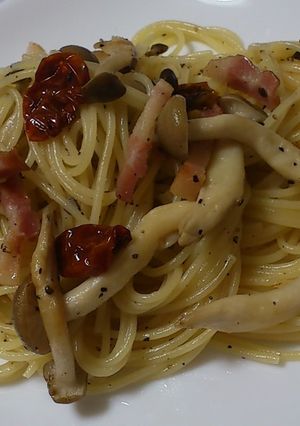 簡単☆ドライトマトとベーコンのパスタ☆-レシピのメイン写真