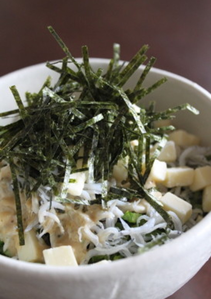 ちょっぴり大人な釜揚げしらす丼-レシピのメイン写真