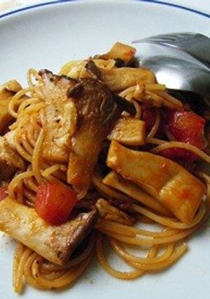 エリンギとトマトのパスタ-レシピのメイン写真