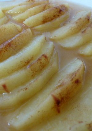 簡単！レンジでチン！焼きリンゴ！シナモン-レシピのメイン写真