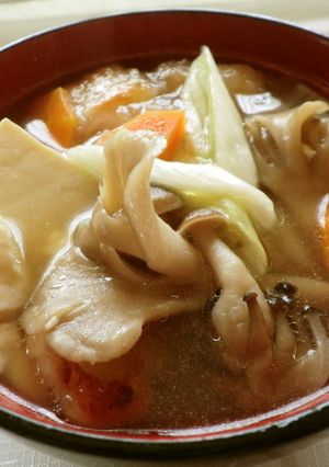 具たくさん♪きのこ汁-レシピのメイン写真