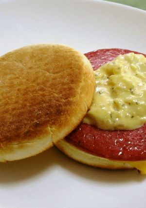 チーズソーセージのタルタルのせ☆マフィン-レシピのメイン写真