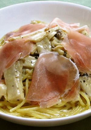 生ハムときのこのチーズクリームパスタ-レシピのメイン写真