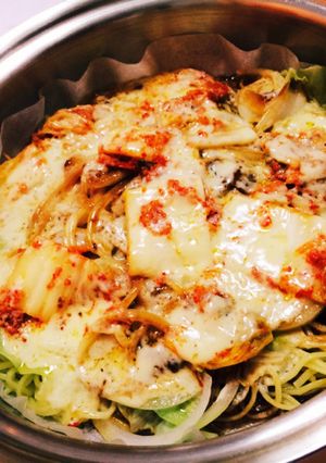 QC・焼きそばピザ-レシピのメイン写真