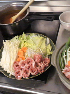 豚肉と野菜たっぷりのピリ辛みそ鍋-レシピのメイン写真