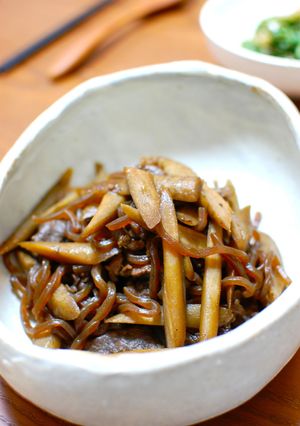 ごぼうと牛肉とつきこんにゃくの甘辛煮-レシピのメイン写真