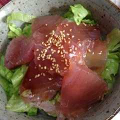 รูปของ ランチにピッタリ!マグロ丼