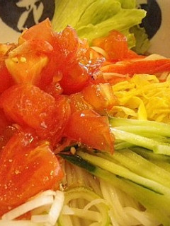 つゆバリエ「浸しトマトつゆのサラダ冷麦」-レシピのメイン写真