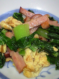 バター風味たっぷり小松菜と焼き豚の炒め物-レシピのメイン写真